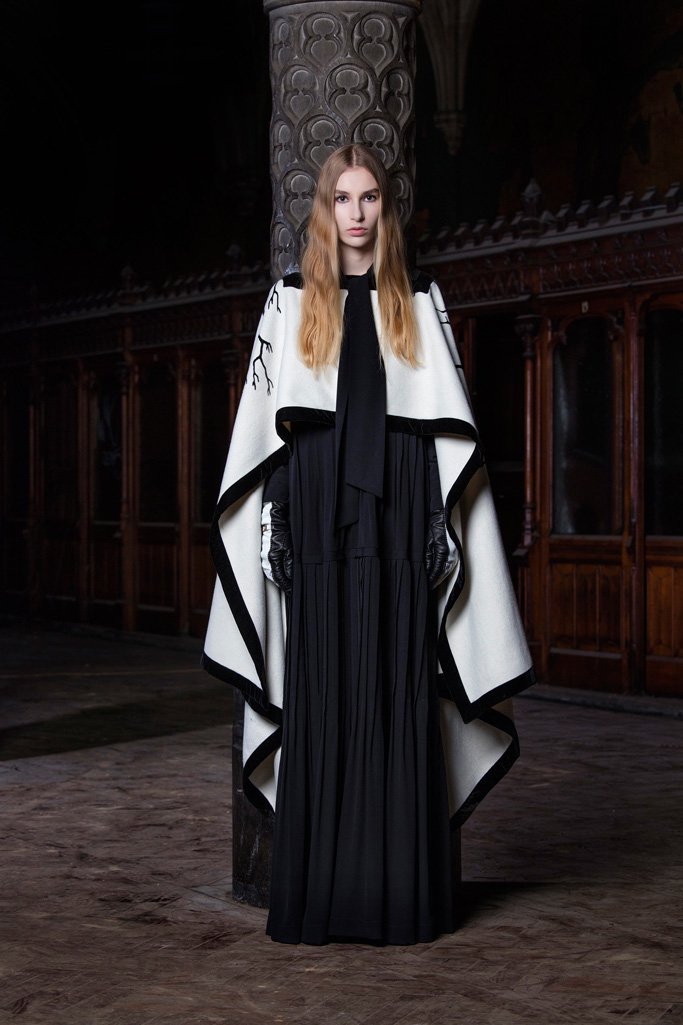 Veronique Branquinho（薇洛妮克·布兰奎诺）2025 LookBook