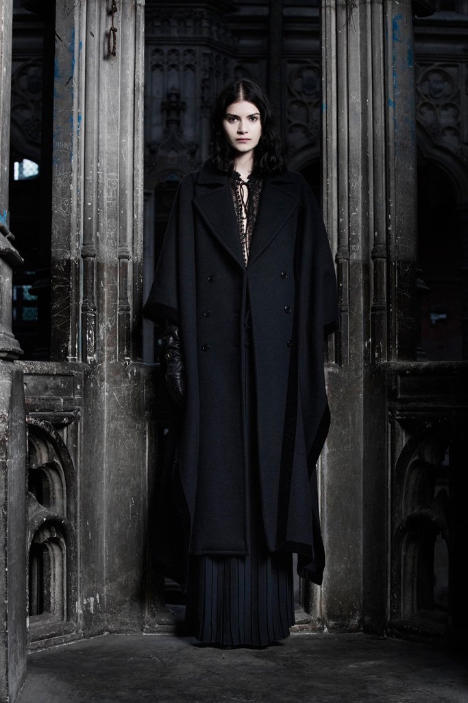 Veronique Branquinho（薇洛妮克·布兰奎诺）2025 LookBook