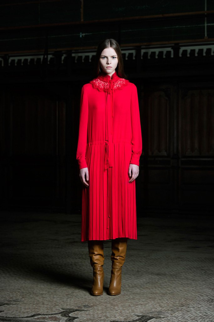 Veronique Branquinho（薇洛妮克·布兰奎诺）2025 LookBook