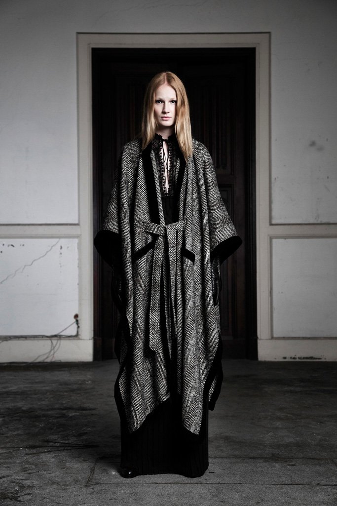 Veronique Branquinho（薇洛妮克·布兰奎诺）2025 LookBook