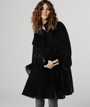 Giorgio Armani（乔治·阿玛尼）2025 LookBook