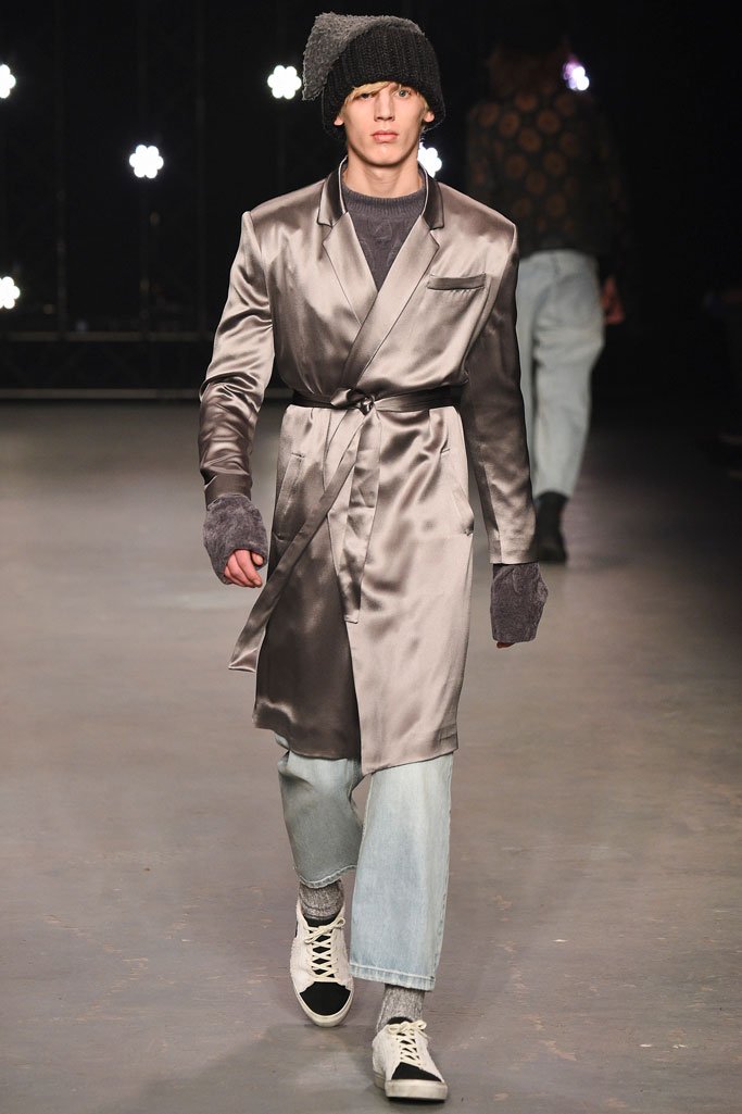 Topman Design 2025伦敦时装周男装秀