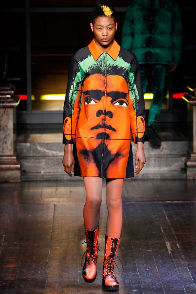 Moschino（莫斯奇诺）2025伦敦时装周男装秀