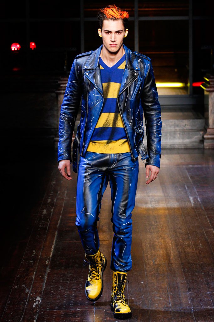 Moschino（莫斯奇诺）2025伦敦时装周男装秀