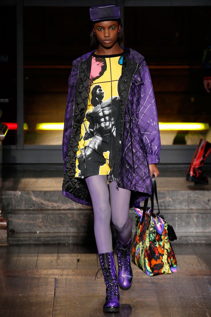 Moschino（莫斯奇诺）2025伦敦时装周男装秀