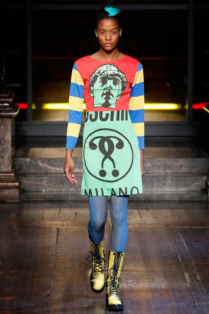 Moschino（莫斯奇诺）2025伦敦时装周男装秀
