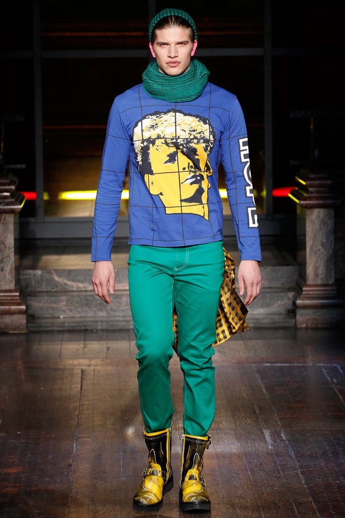 Moschino（莫斯奇诺）2025伦敦时装周男装秀