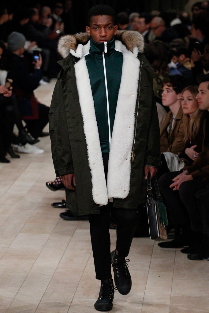 Burberry（博柏利）2025伦敦时装周男装秀