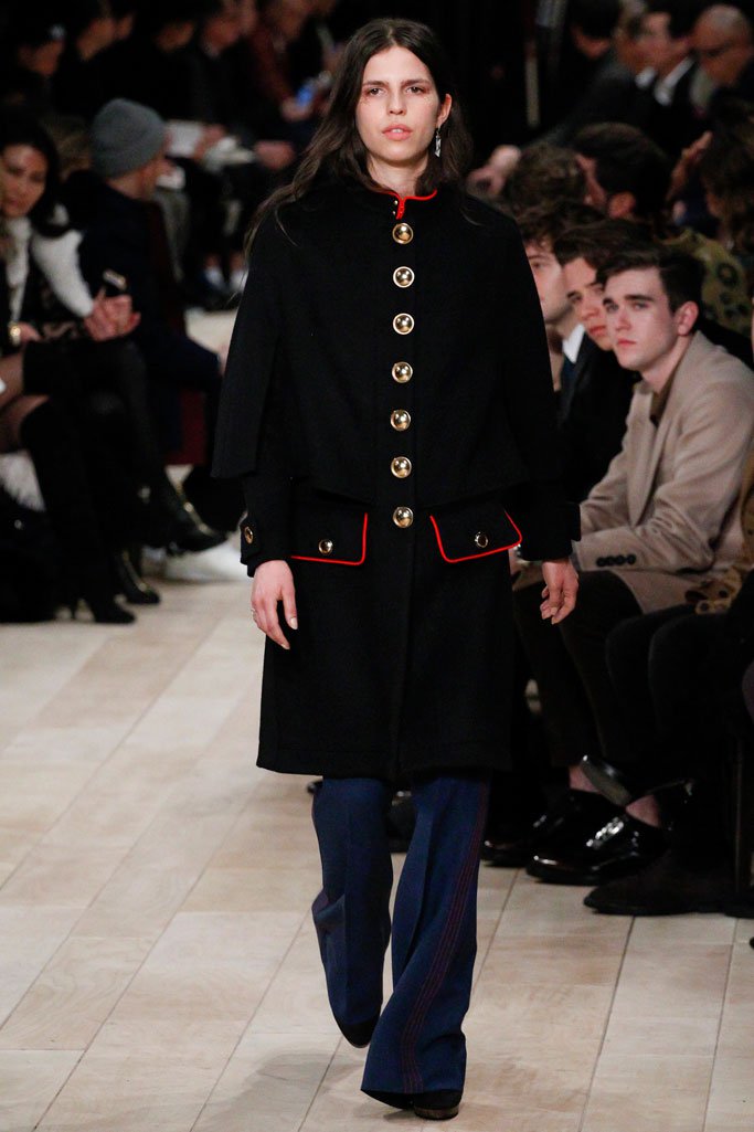 Burberry（博柏利）2025伦敦时装周男装秀