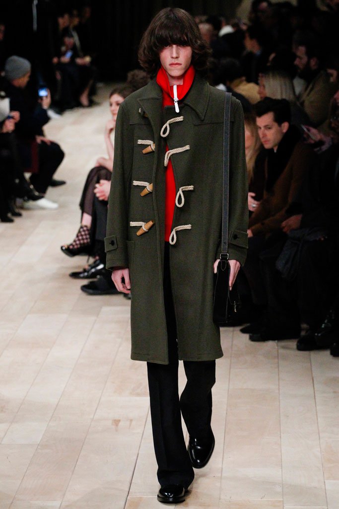 Burberry（博柏利）2025伦敦时装周男装秀