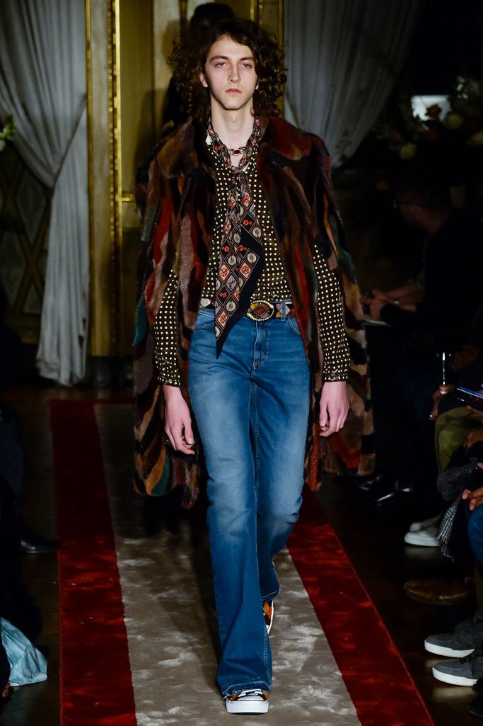 Roberto Cavalli（罗伯特·卡沃利）2025米兰时装周男装秀