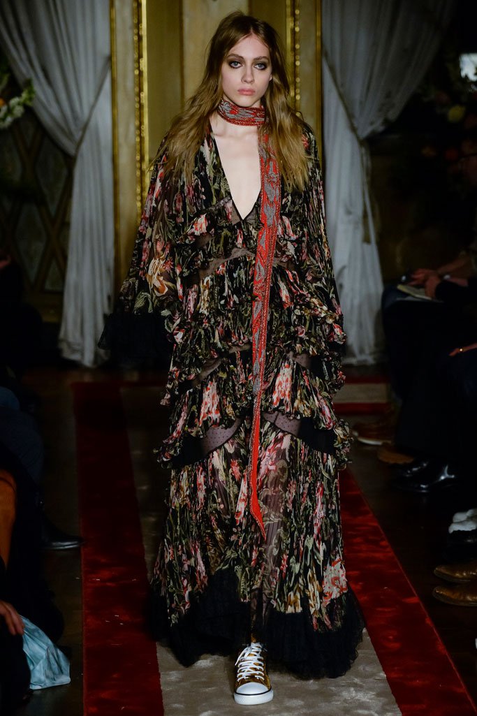 Roberto Cavalli（罗伯特·卡沃利）2025米兰时装周男装秀