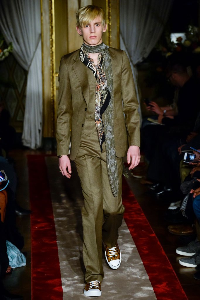 Roberto Cavalli（罗伯特·卡沃利）2025米兰时装周男装秀