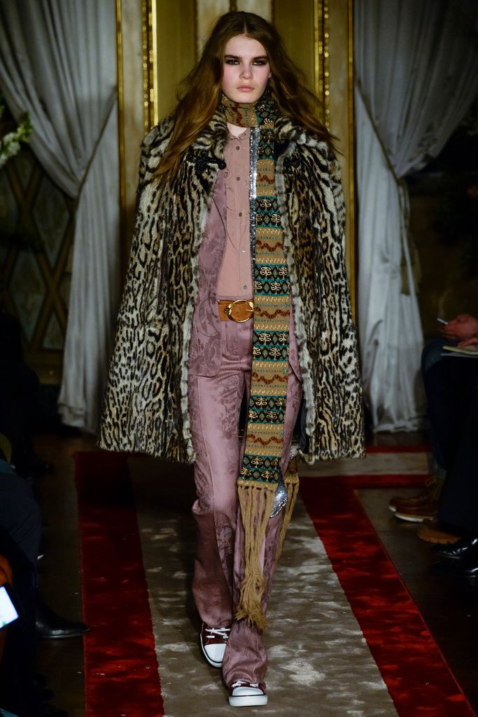 Roberto Cavalli（罗伯特·卡沃利）2025米兰时装周男装秀