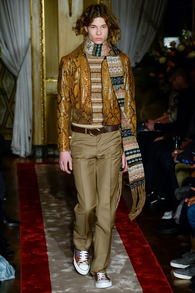 Roberto Cavalli（罗伯特·卡沃利）2025米兰时装周男装秀