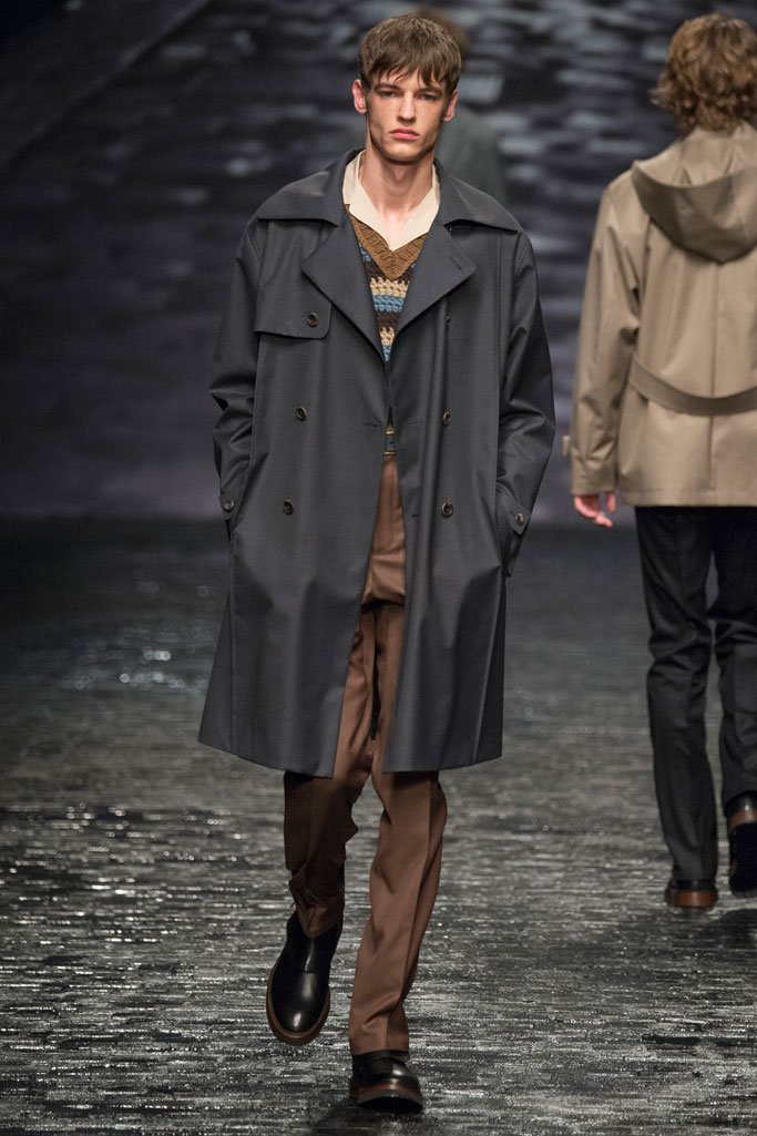 Corneliani（克莱利亚尼）2025米兰时装周男装秀