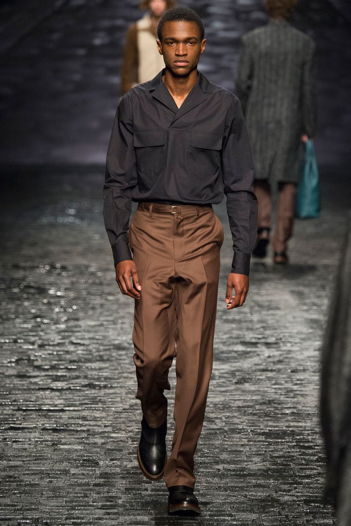 Corneliani（克莱利亚尼）2025米兰时装周男装秀