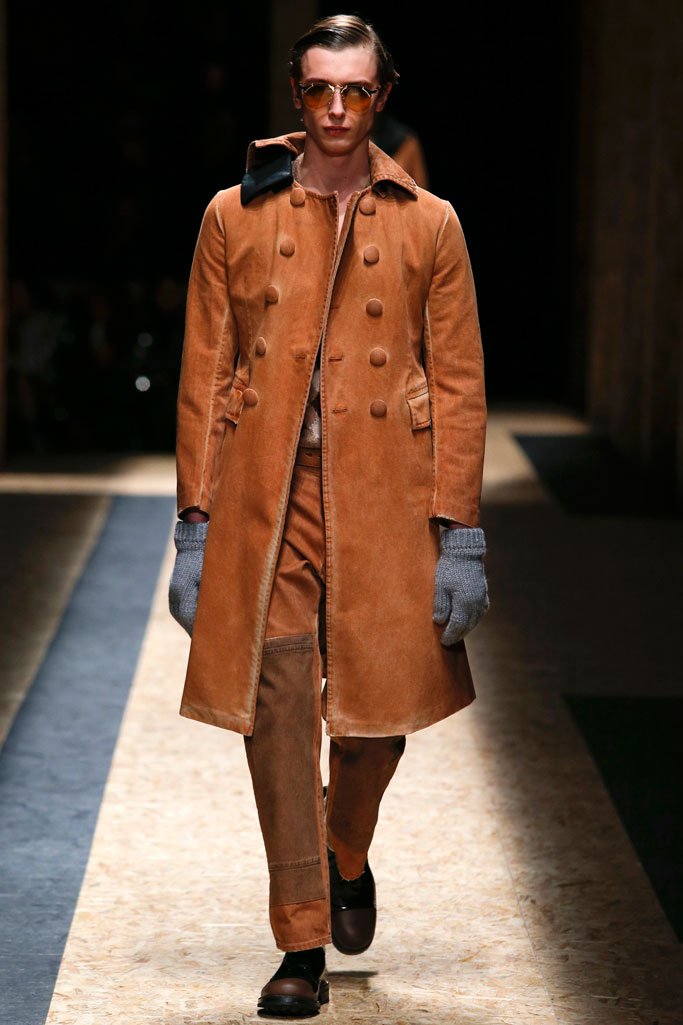 Prada（普拉达）2025米兰时装周男装秀