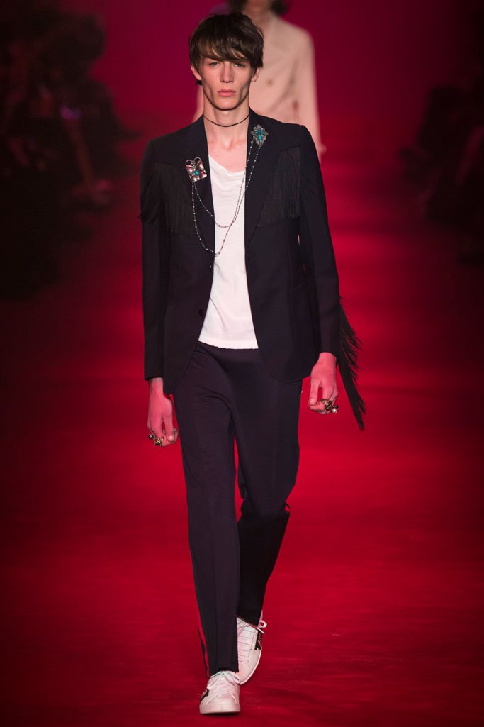 Gucci（古驰）2025米兰时装周男装秀