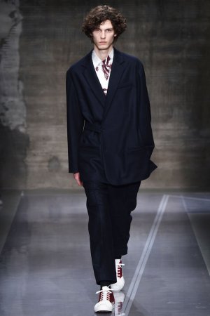 Marni（玛尼）2025米兰时装周男装秀