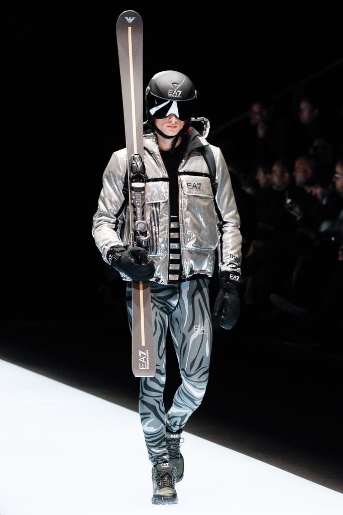 Emporio Armani（安普里奥·阿玛尼）2025米兰时装周男装秀