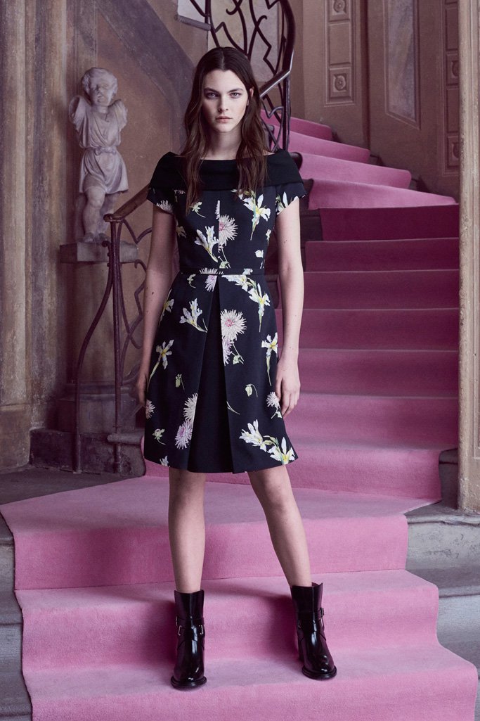 Blumarine（蓝色情人）2025早秋LookBook