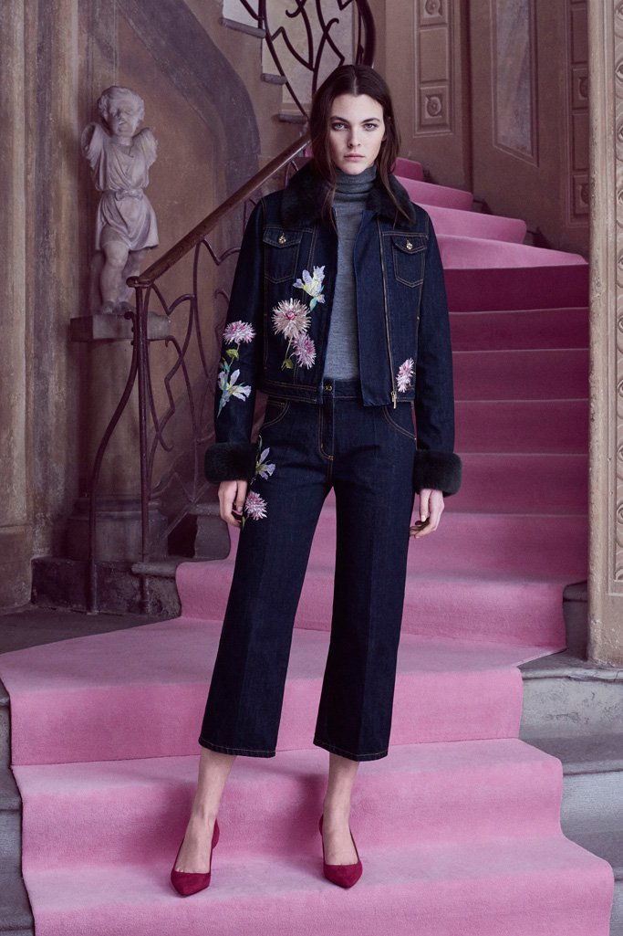 Blumarine（蓝色情人）2025早秋LookBook