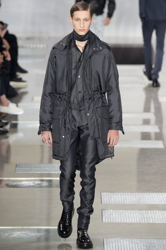 Louis Vuitton（路易威登）2025巴黎时装周男装秀