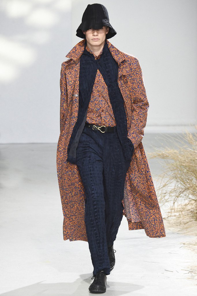 Issey Miyake（三宅一生）2025巴黎时装周男装秀