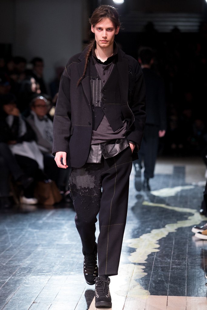 Yohji Yamamoto（山本耀司）2025巴黎时装周男装秀