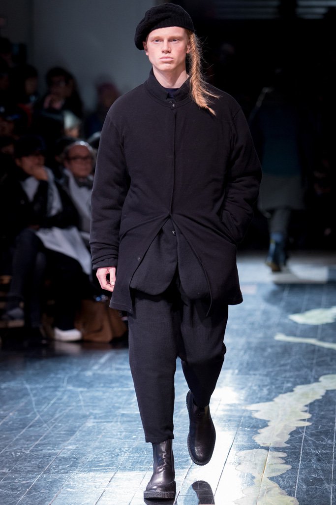 Yohji Yamamoto（山本耀司）2025巴黎时装周男装秀