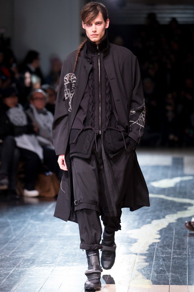 Yohji Yamamoto（山本耀司）2025巴黎时装周男装秀