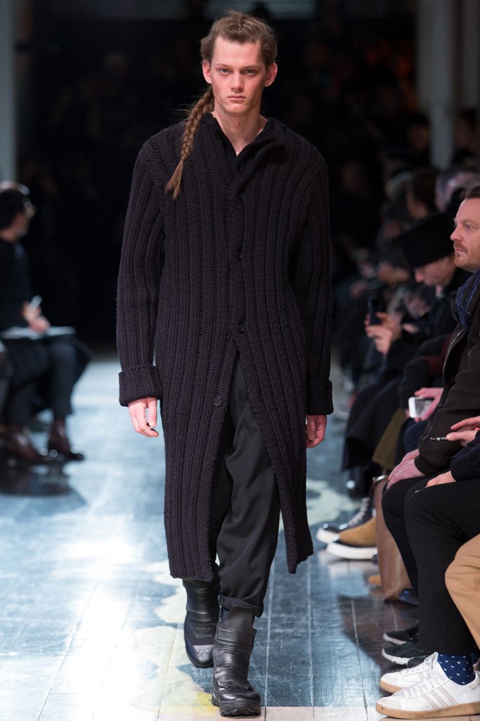 Yohji Yamamoto（山本耀司）2025巴黎时装周男装秀