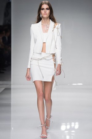 Atelier Versace（范思哲）2025高级定制时装秀