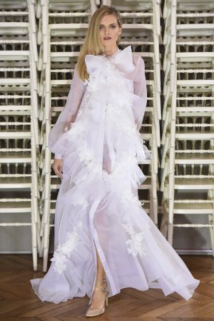 Alexis Mabille（艾历克西斯·马毕）2025春夏高级定制时装秀