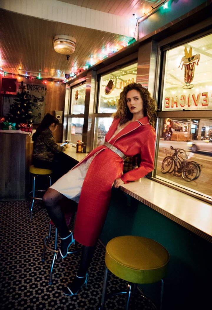 超模Daria Strokous《Harper’s Bazaar》杂志俄罗斯版2025年2月号