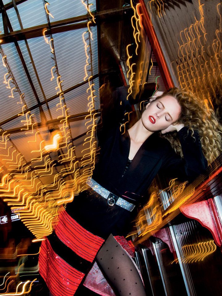 超模Daria Strokous《Harper’s Bazaar》杂志俄罗斯版2025年2月号