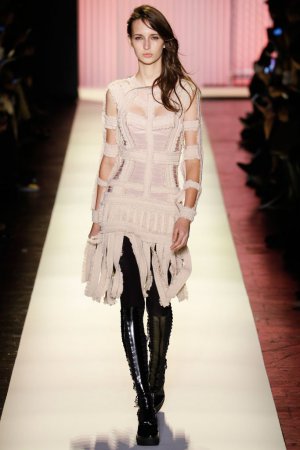 Hervé Léger by Max Azria 2025纽约时装周女装秀