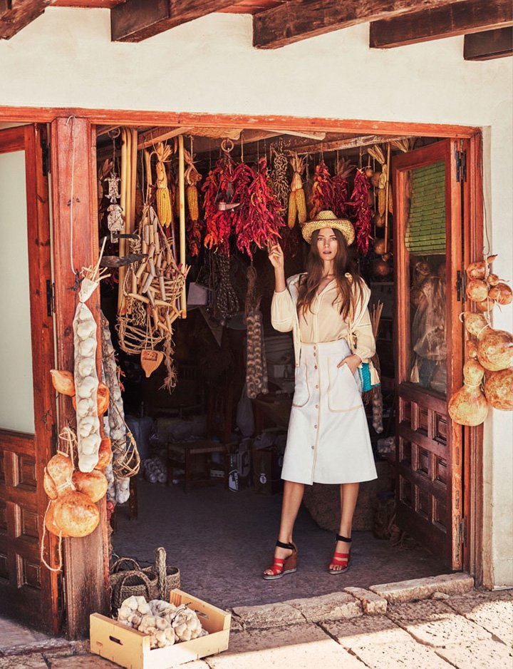 模特Jessica Miller演绎《Elle》杂志西班牙版时尚写真