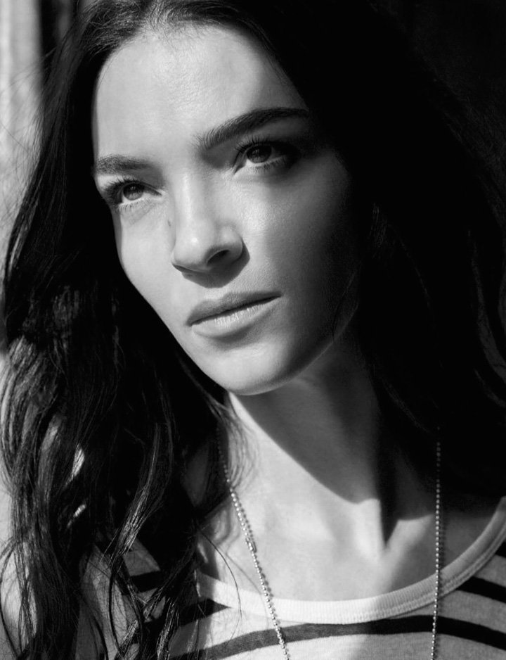 名模Mariacarla Boscono 演绎《Vogue》杂志墨西哥版