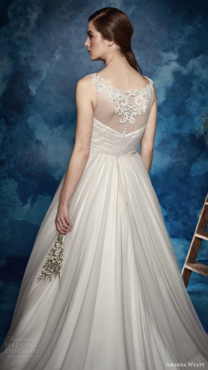 Amanda Wyatt 2025婚纱礼服系列