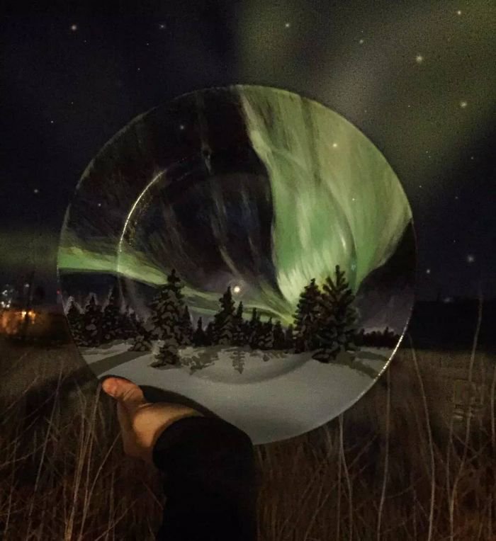 加拿大Jacqueline Poirie用一个盘子画画 成功俘获了百万粉丝