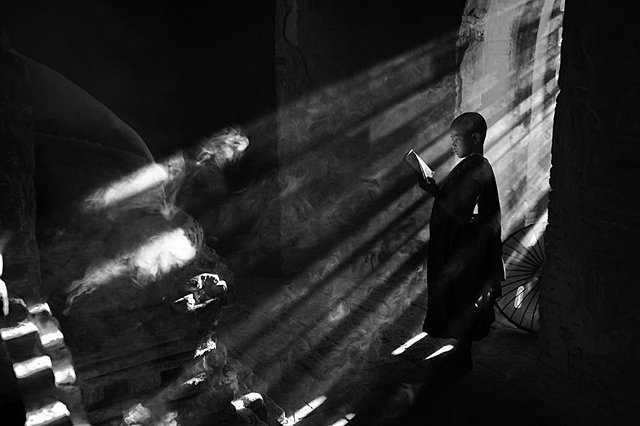 儿童黑白摄影大赛的心灵震撼之作