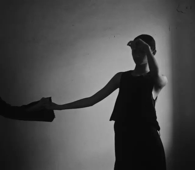 伦敦摄影师Jack Davison 眼中的上海:轰然坍塌 又迅速崛起