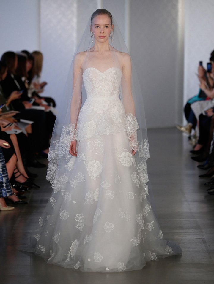 Oscar de la Renta 2025纽约婚纱周婚纱秀