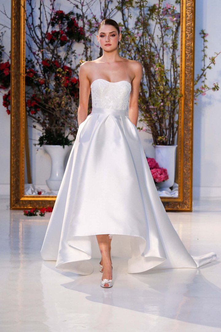 Anne Barge 2025纽约婚纱时装周婚纱秀