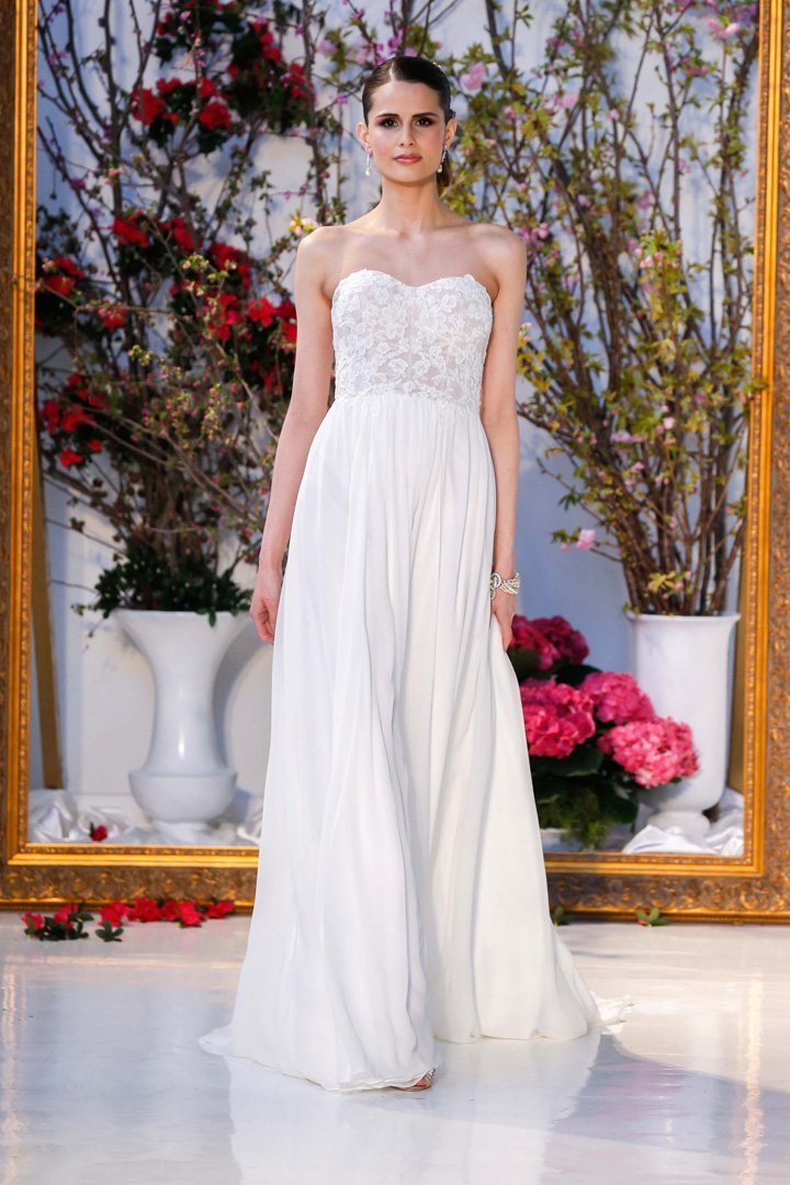 Anne Barge 2025纽约婚纱时装周婚纱秀