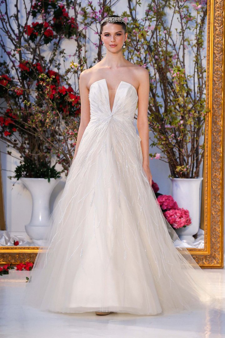 Anne Barge 2025纽约婚纱时装周婚纱秀