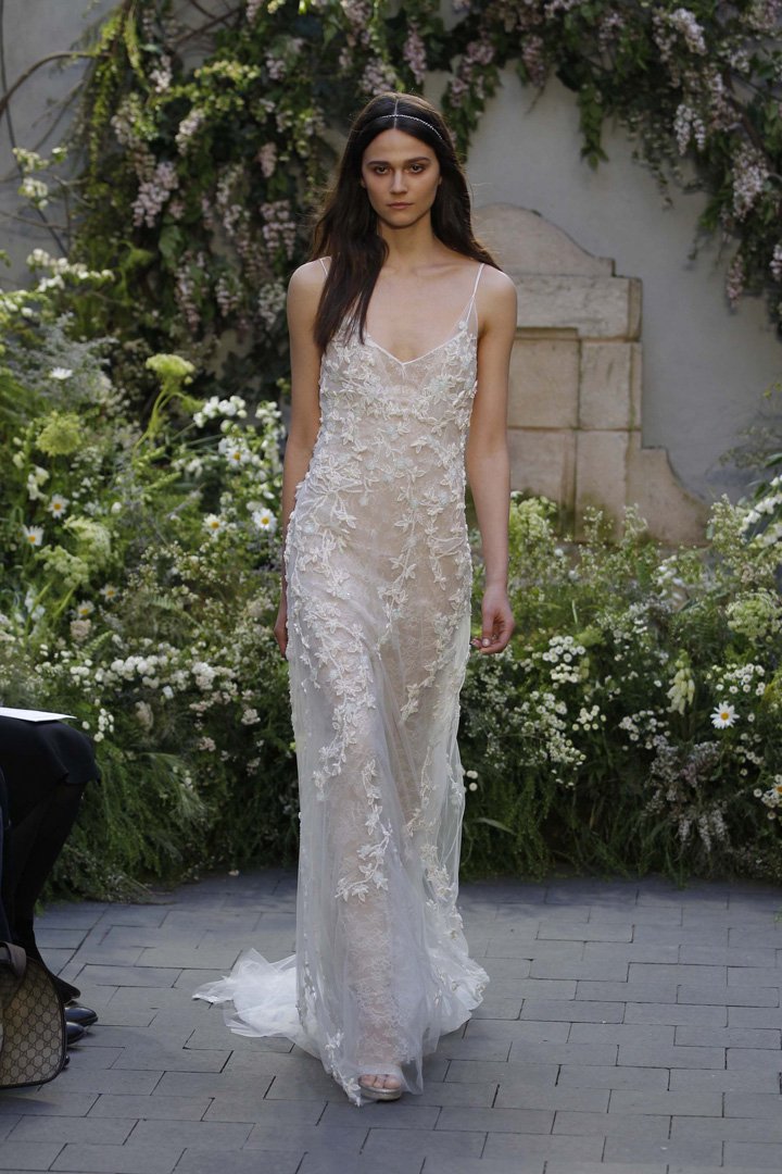 Monique Lhuillier 2025纽约婚纱周婚纱发布会