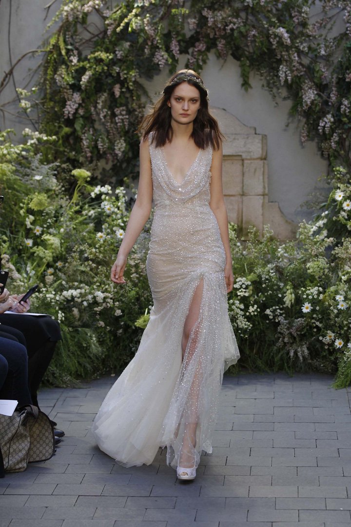 Monique Lhuillier 2025纽约婚纱周婚纱发布会